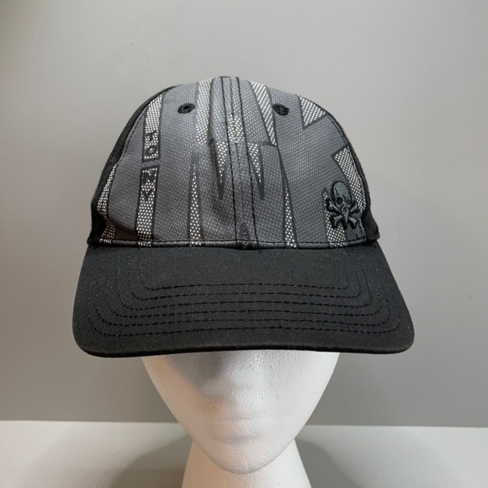 Tony Hawk skull/ cross bone hat. OSFM
